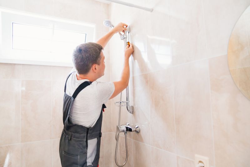 Top Shower Installation Companies in Frostproof, FL