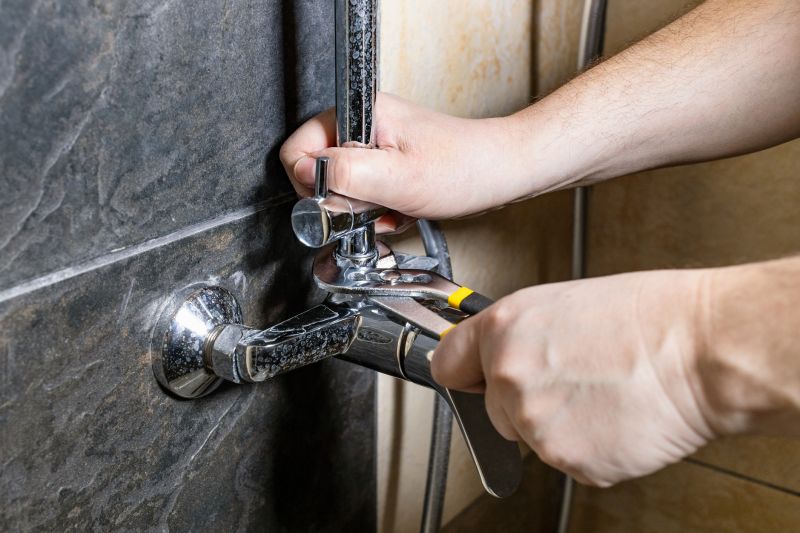 Top Shower Installation Companies in Frostproof, FL